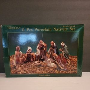 The Trimmerry 11 Piece Nativity Set - Porcelain